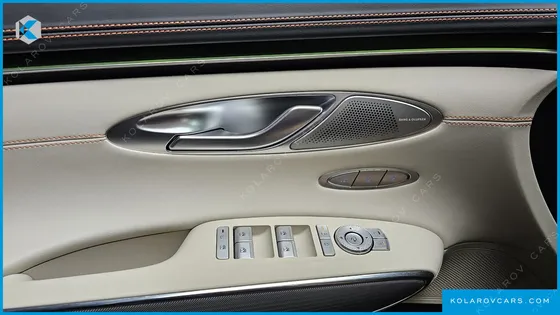 GENESIS GV70 2.5T GASOLINE 2WD
