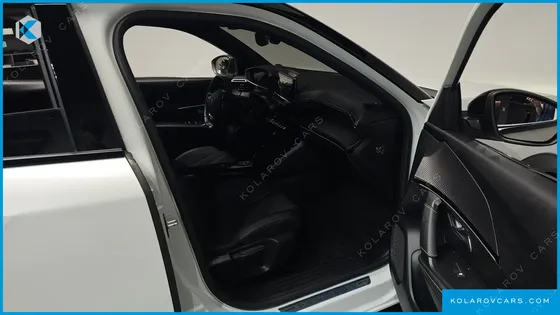 PEUGEOT 2008 EV GT