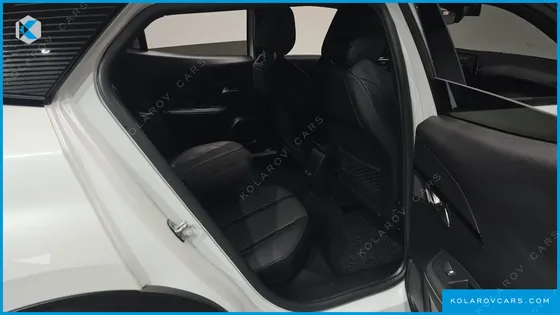 PEUGEOT 2008 EV GT