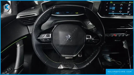 PEUGEOT 2008 EV GT