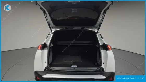 PEUGEOT 2008 EV GT