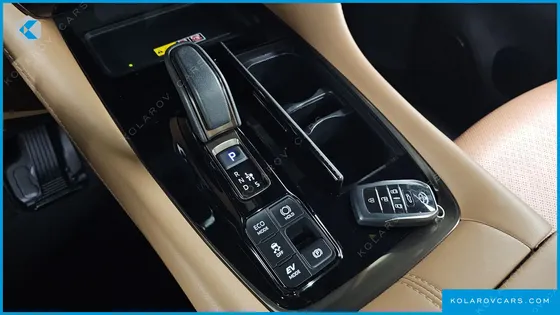 TOYOTA ALPHARD 2.5 HEV EXECUTIVE AWD