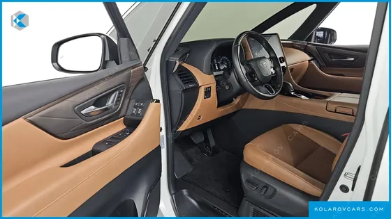 TOYOTA ALPHARD 2.5 HEV EXECUTIVE AWD