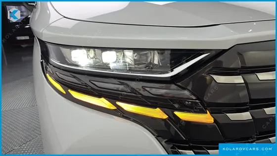 TOYOTA ALPHARD 2.5 HEV EXECUTIVE AWD