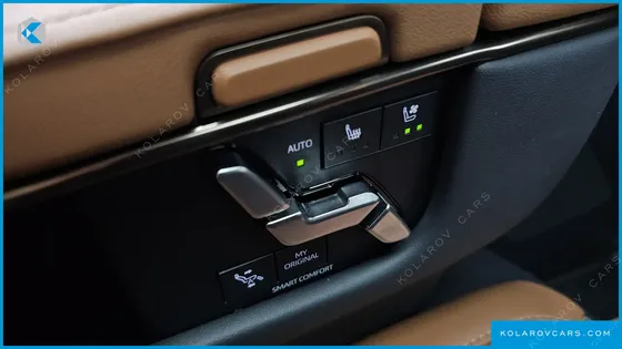 TOYOTA ALPHARD 2.5 HEV EXECUTIVE AWD