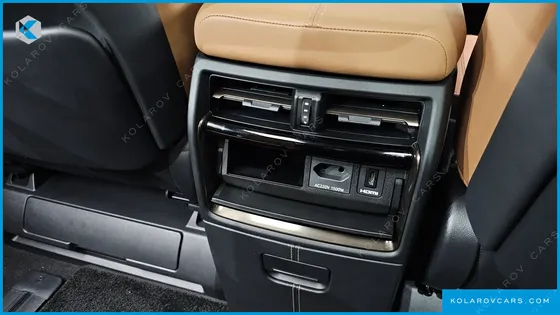TOYOTA ALPHARD 2.5 HEV EXECUTIVE AWD