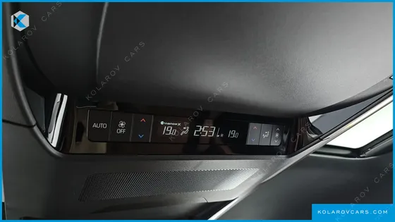 TOYOTA ALPHARD 2.5 HEV EXECUTIVE AWD