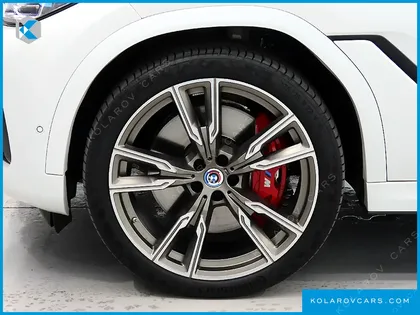 BMW X6 M50I