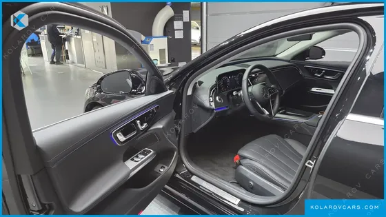 MERCEDES E-CLASS E200 AVANTGARDE