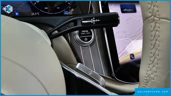 MERCEDES E-CLASS E300 4MATIC EXCLUSIVE