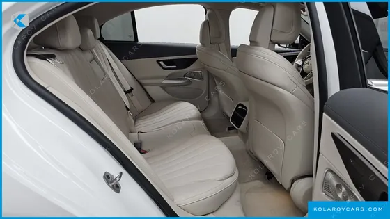 MERCEDES E-CLASS E300 4MATIC EXCLUSIVE