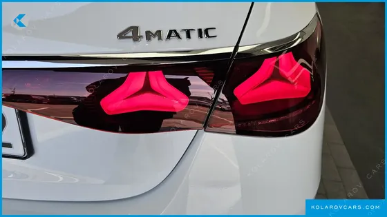 MERCEDES E-CLASS E300 4MATIC EXCLUSIVE