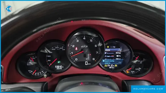PORSCHE 911 CARRERA 4 GTS