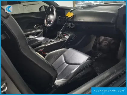 AUDI R8 5.2 V10 PLUS COUPE