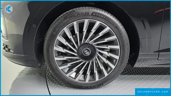 HYUNDAI GRANDEUR HONORS