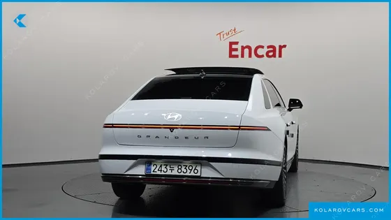 HYUNDAI GRANDEUR CALLIGRAPHY