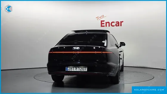 HYUNDAI GRANDEUR CALLIGRAPHY