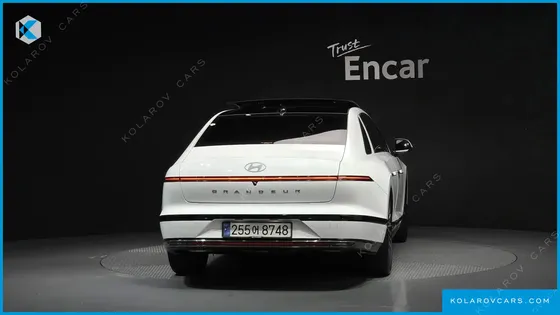 HYUNDAI GRANDEUR CALLIGRAPHY