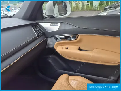 VOLVO XC90 T8 INSCRIPTION HYBIRD