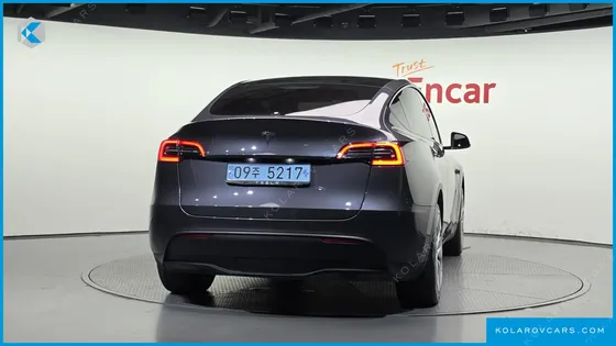 TESLA MODEL Y RWD
