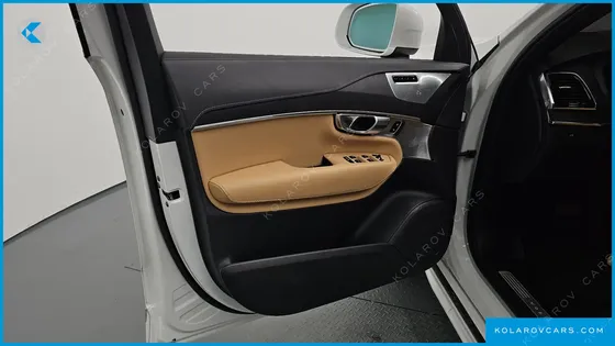 VOLVO XC90 B6 ULTIMATE BRIGHT