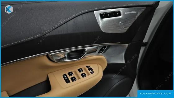 VOLVO XC90 B6 ULTIMATE BRIGHT