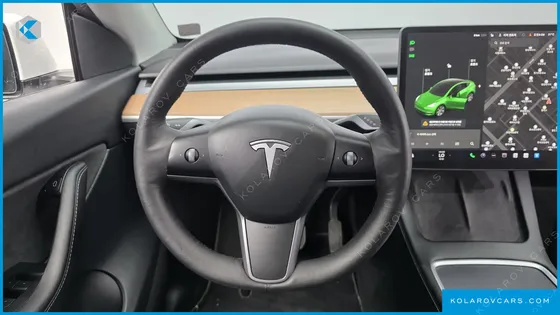 TESLA MODEL Y STANDARD RANGE RWD