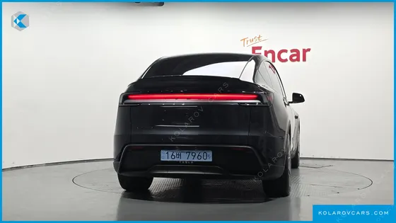 TESLA MODEL Y L LONG RANGE AWD