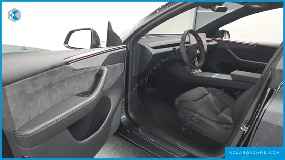 TESLA MODEL Y L LONG RANGE AWD