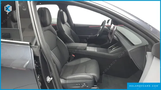 TESLA MODEL Y L LONG RANGE AWD