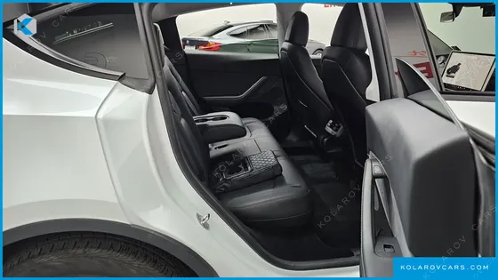 TESLA MODEL Y RWD