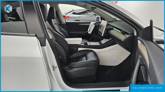 TESLA MODEL Y RWD