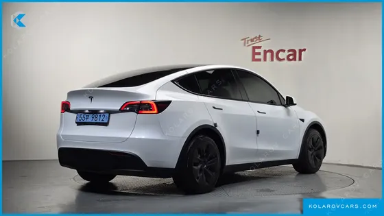 TESLA MODEL Y RWD