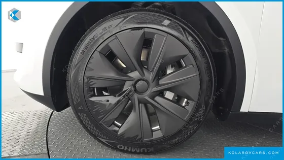 TESLA MODEL Y RWD