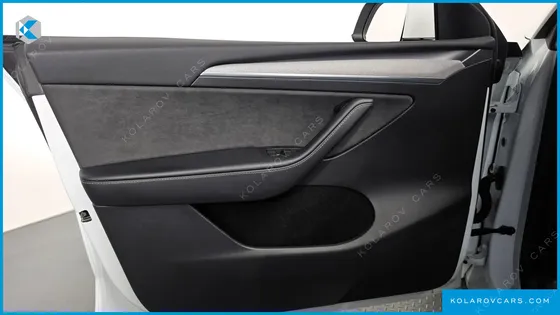 TESLA MODEL Y RWD