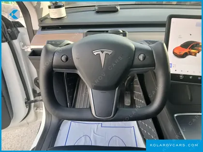TESLA MODEL Y LONG RANGE AWD