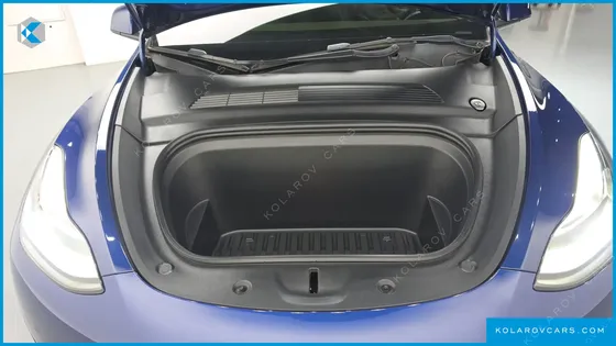 TESLA MODEL Y STANDARD RANGE RWD