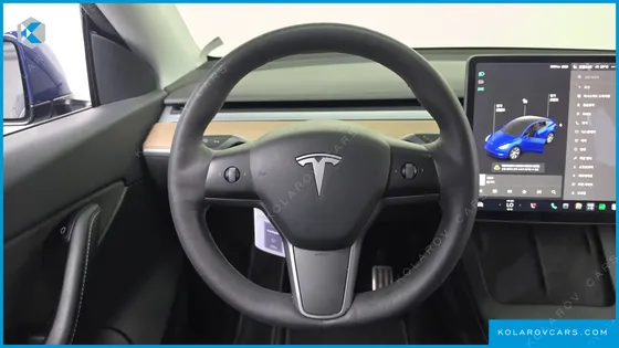 TESLA MODEL Y STANDARD RANGE RWD