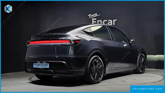 TESLA MODEL Y RWD