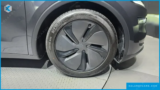 TESLA MODEL Y RWD