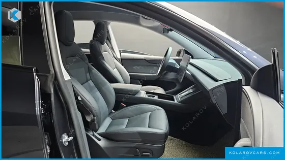 TESLA MODEL Y RWD