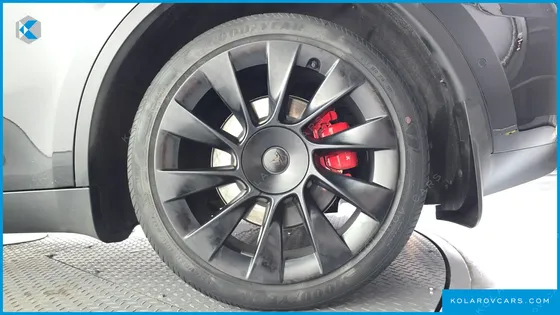TESLA MODEL Y LONG RANGE AWD