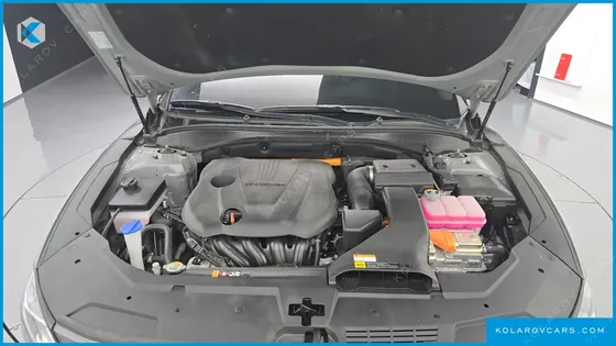 HYUNDAI GRANDEUR PREMIUM