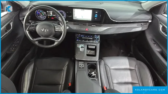 HYUNDAI GRANDEUR PREMIUM