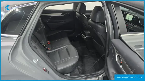 HYUNDAI GRANDEUR PREMIUM