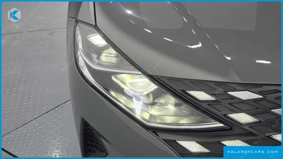 HYUNDAI GRANDEUR PREMIUM
