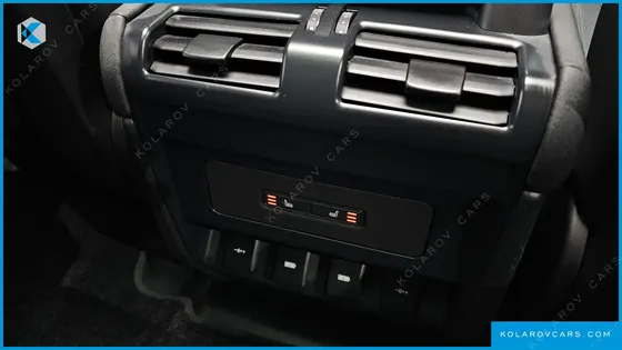 LAND ROVER DEFENDER 110 D240 SE