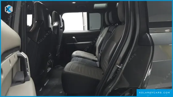 LAND ROVER DEFENDER 110 P635 OCTA EDITION 1