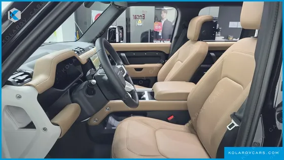 LAND ROVER DEFENDER 110 D300 X-DYNAMIC HSE