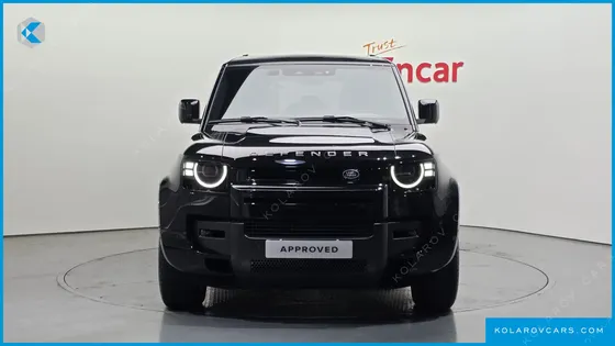 LAND ROVER DEFENDER 110 D300 X-DYNAMIC HSE